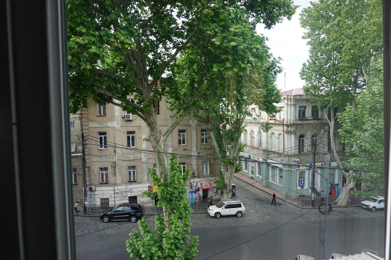 Freedom Square Apart Hotel Tbilisi ภายนอก รูปภาพ