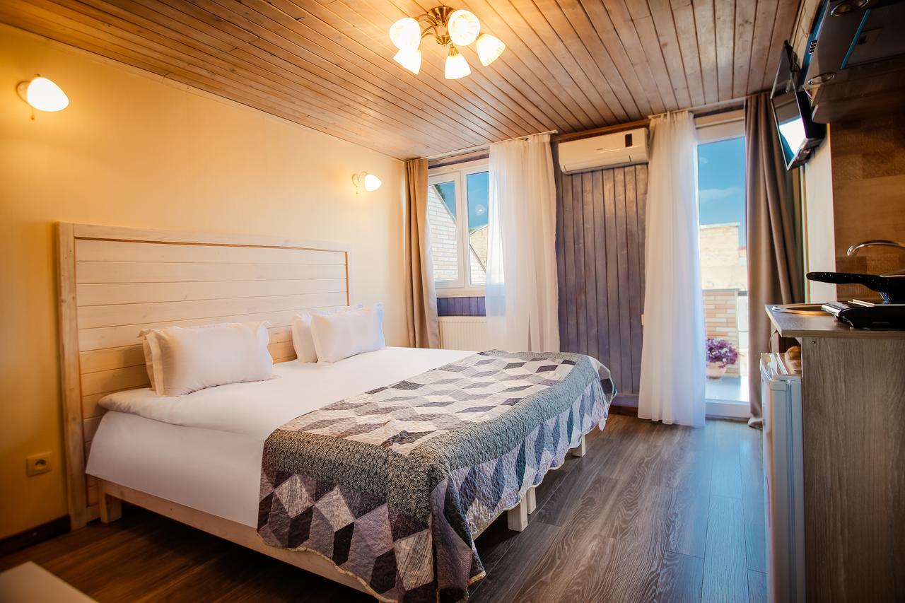 Freedom Square Apart Hotel Tbilisi ภายนอก รูปภาพ