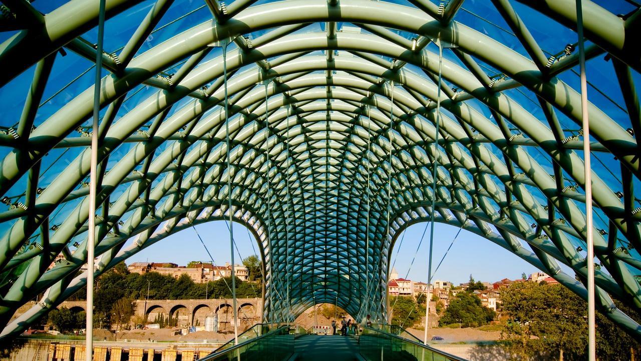 Freedom Square Apart Hotel Tbilisi ภายนอก รูปภาพ