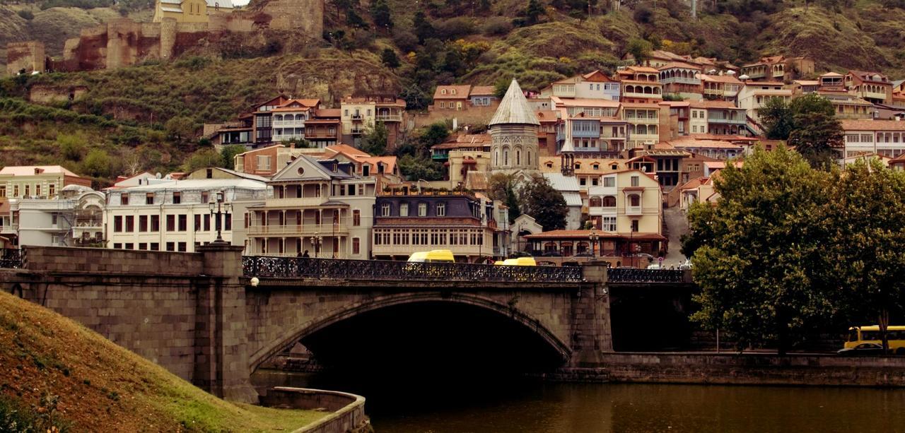 Freedom Square Apart Hotel Tbilisi ภายนอก รูปภาพ